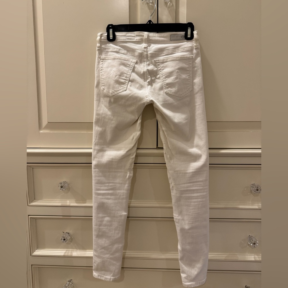 AG Adriano Goldschmied Low Rise Skinny Jeans In White, Size 26R - Picture 2 of 2